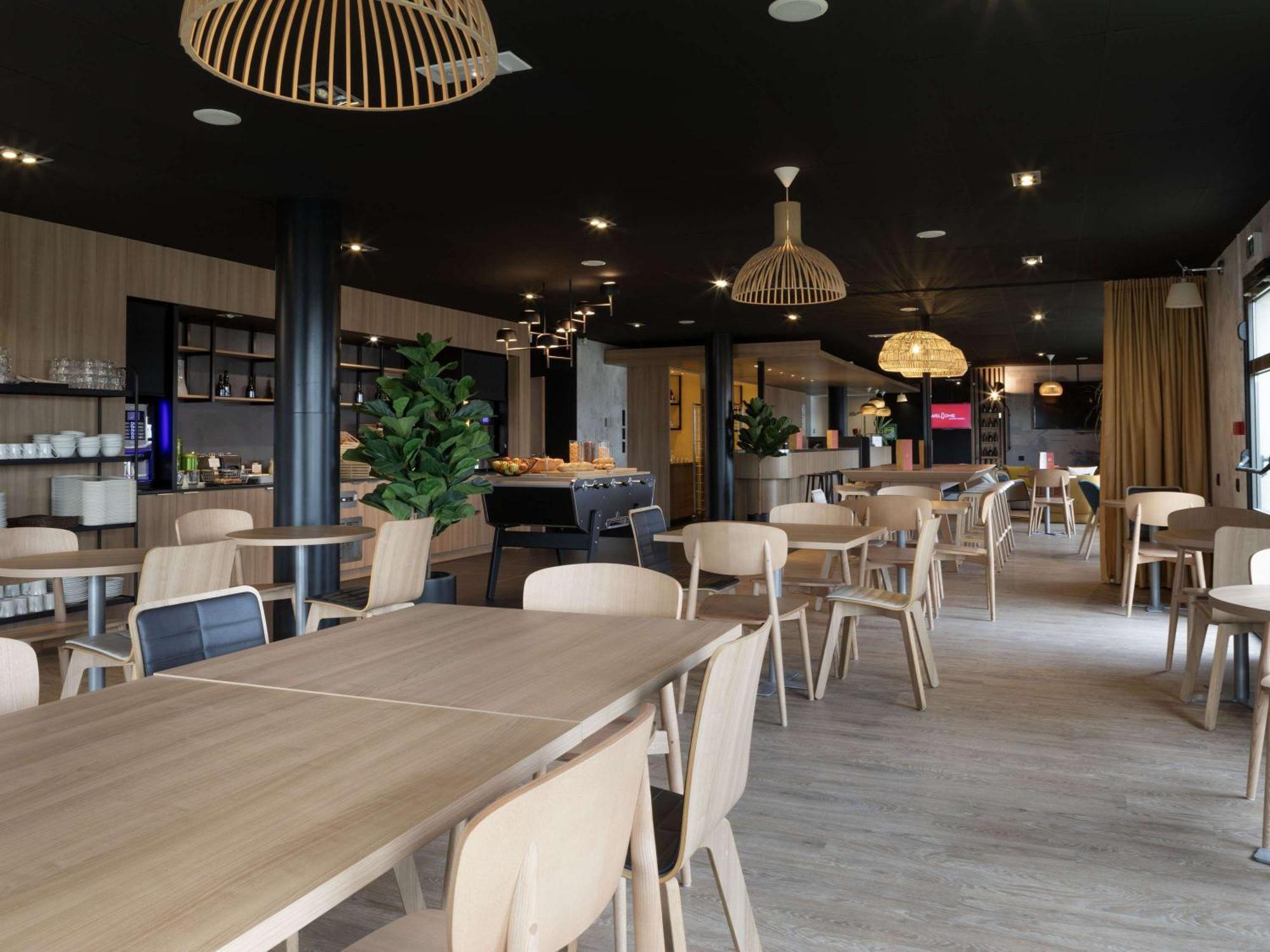 Ibis Douai Dechy Hotel Eksteriør billede