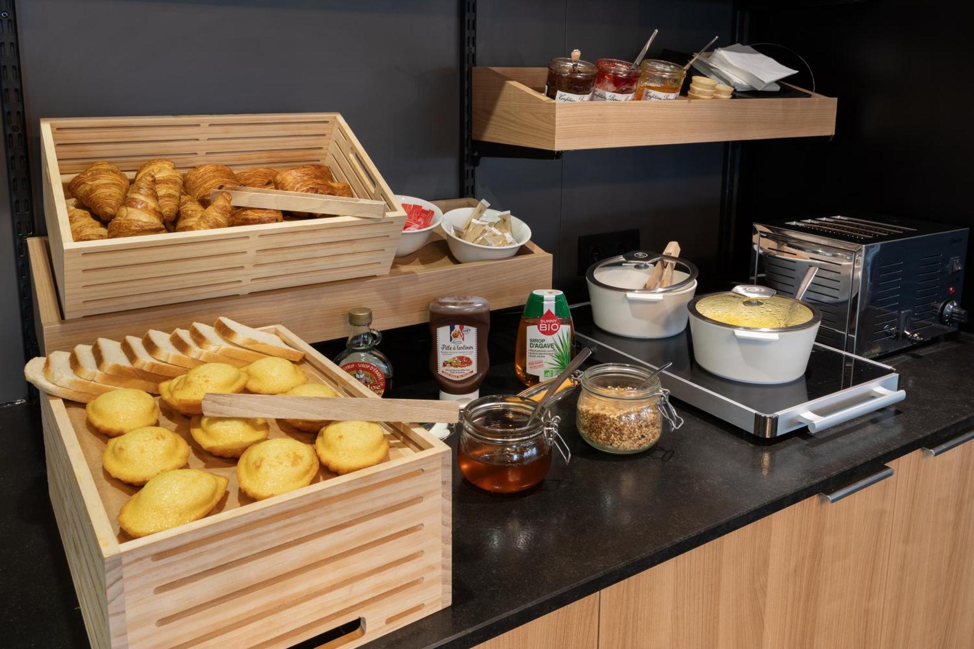 Ibis Douai Dechy Hotel Eksteriør billede