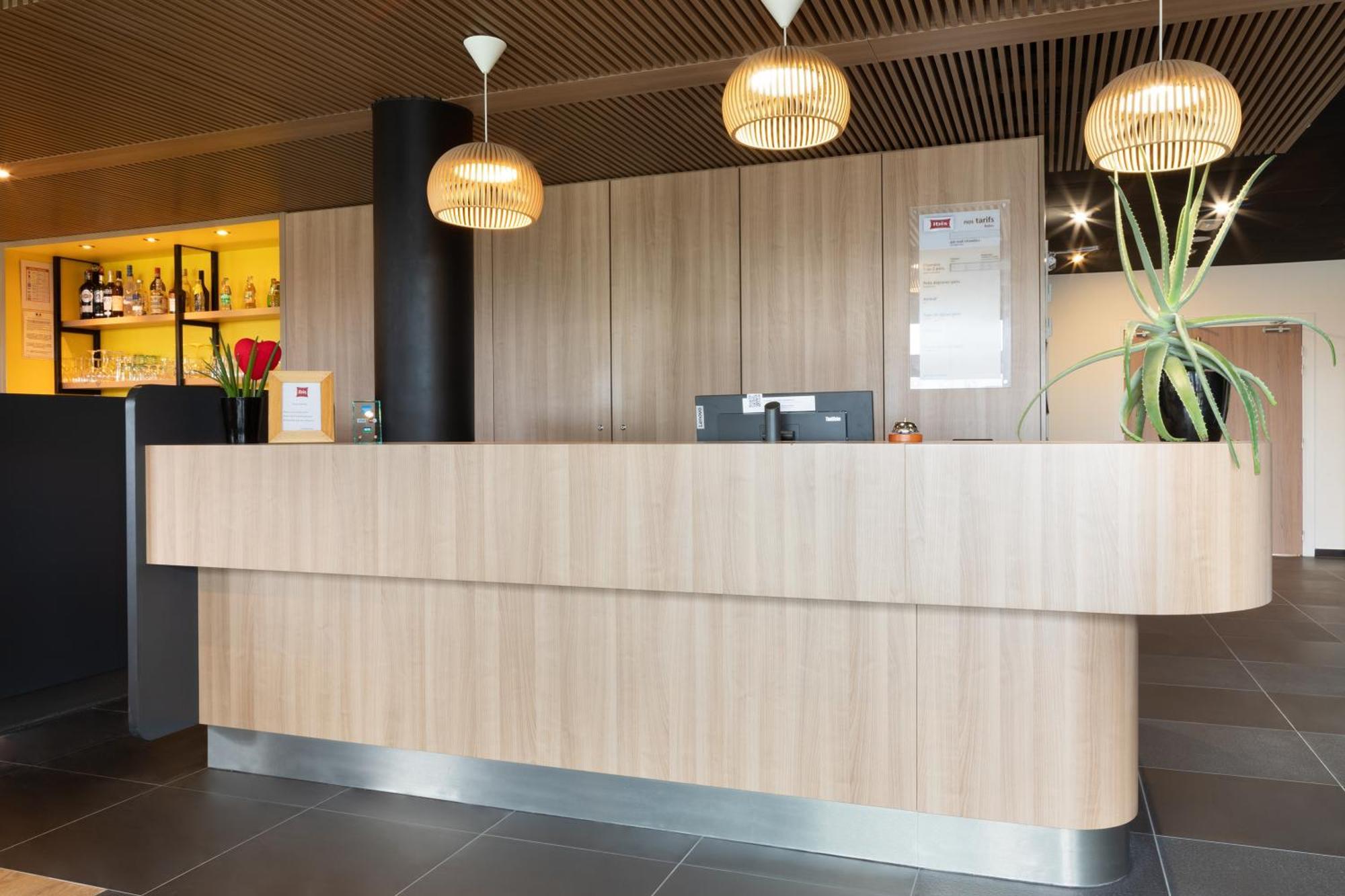 Ibis Douai Dechy Hotel Eksteriør billede